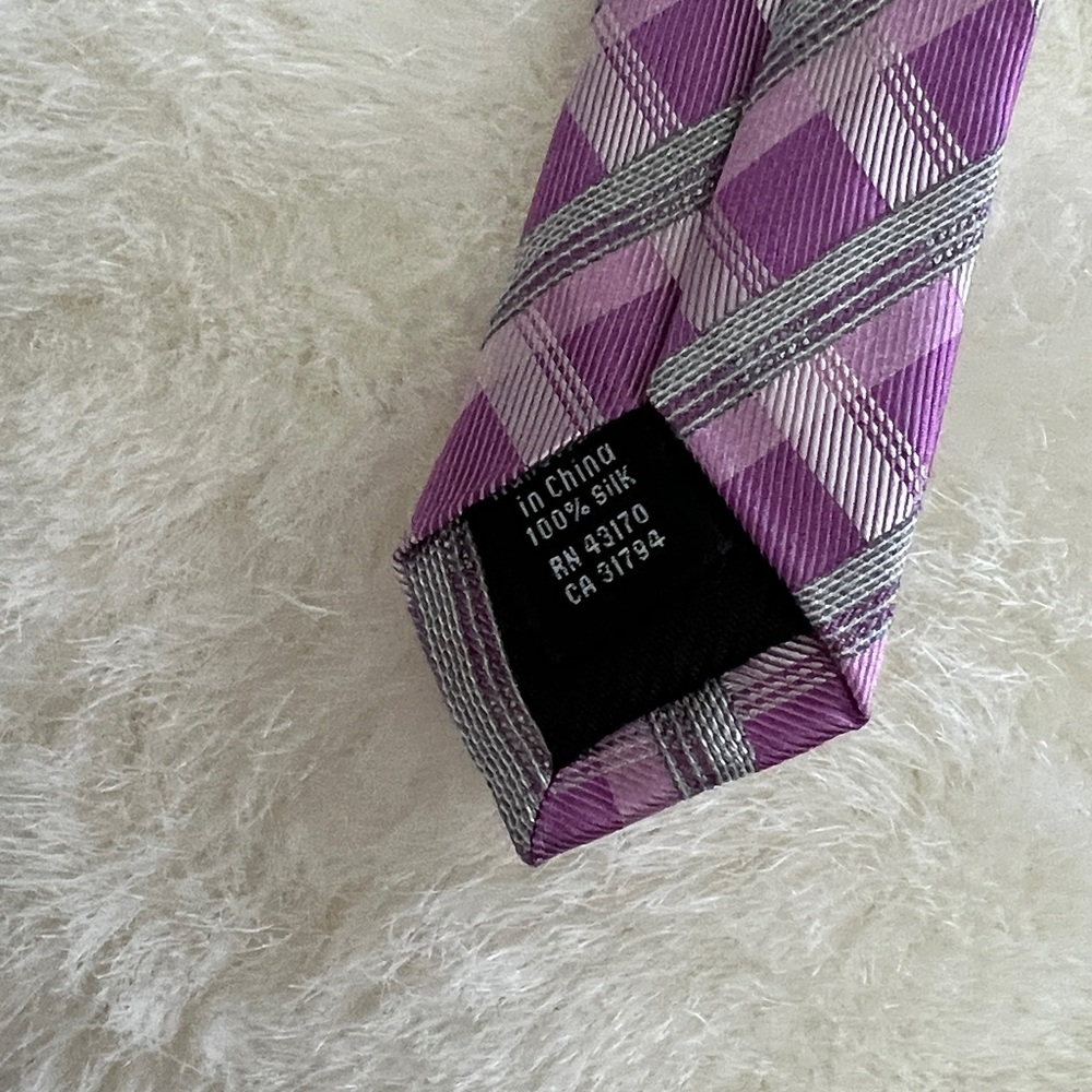 Geoffrey Beene SILK Burgundy, Black, Red, Pink Tie Set - Picture 8 of 11